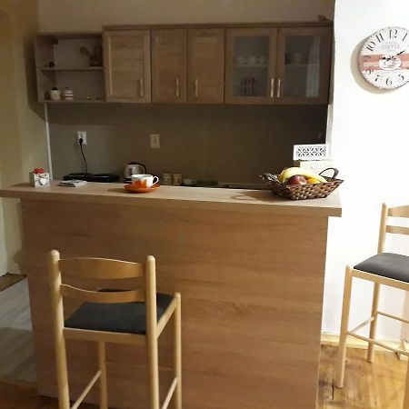 Apartman Centar เซทินเจ ภายนอก รูปภาพ