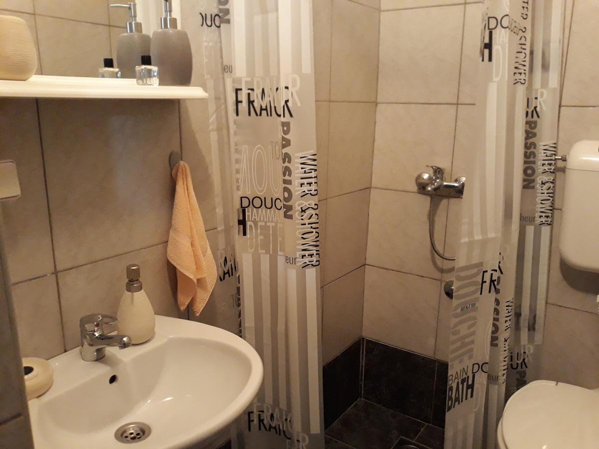 Apartman Centar เซทินเจ ภายนอก รูปภาพ